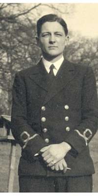 Nick Mead, British WWII Royal Navy officer., dies at age 93